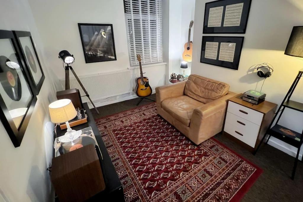 Urban Music Style Townhouse In Swansea City Center Kültér fotó